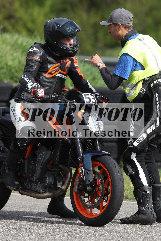 Archiv-2025/10 23.04.2025 Cornu Master School ADR/rot-rouge/53